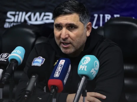 Sənan Qurbanov: “Futbolçular da nəticələrə görə utanır”