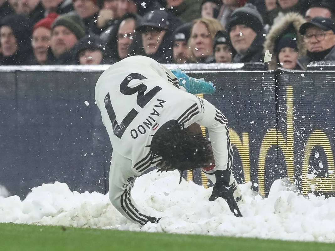 “Mançester Yunayted” Kobbi Mainunu transfer etmək istəyir