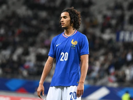 "Arsenal" ulduz futbolçu ilə danışıqlara başlayıb