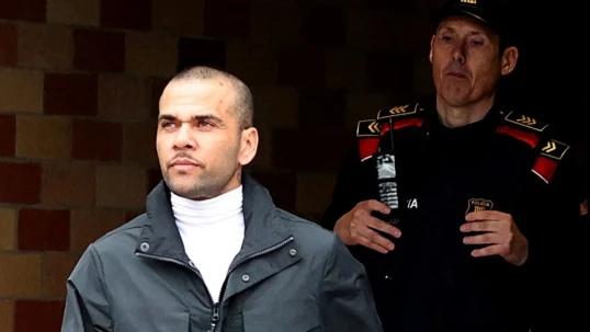 Alveş klub alıb karyerasını bərpa etmək istəyir