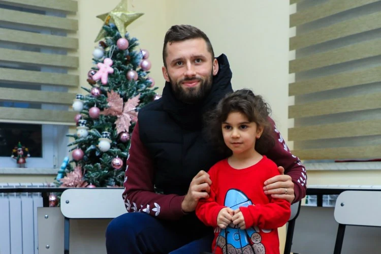 “Sabah” kollektivi uşaq sığınacağında - FOTO 