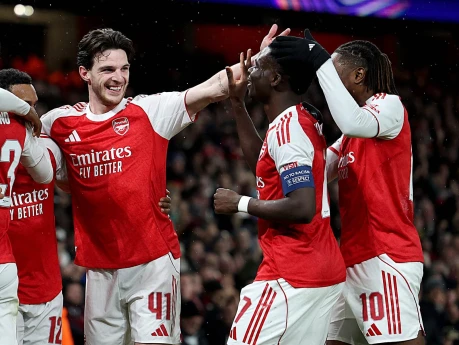 "Arsenal" ardıcıl beşinci qələbəsini qazanıb