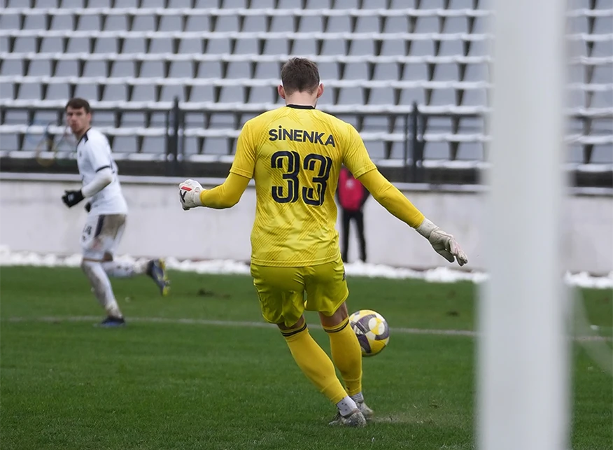 Belaruslu qolkiper Premyer Liqada rekorda imza atıb