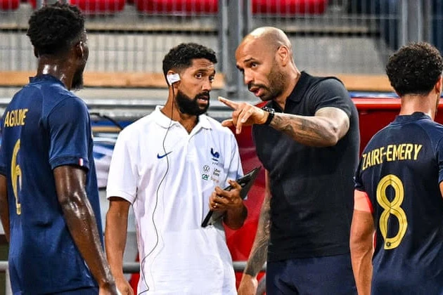 “Arsenal” və “Mançester Siti”nin sabiq futbolçusu baş məşqçi təyin olunub