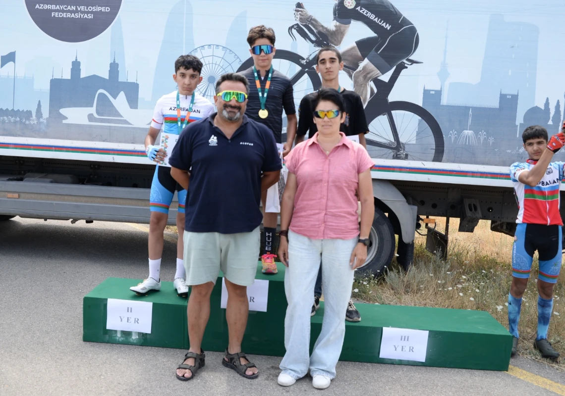 Azərbaycan çempionatında qrup ötüşməsinə start verilib - FOTO 