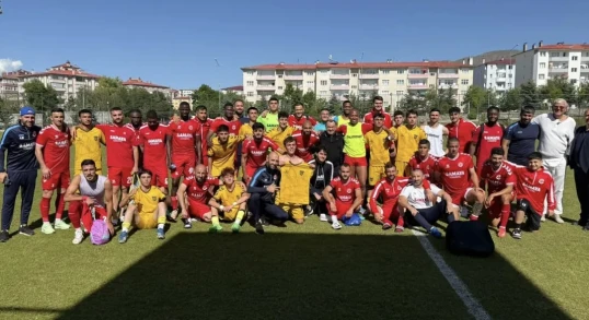 “Araz-Naxçıvan” Türkiyə klubunu darmadağın etdi - 14:0 