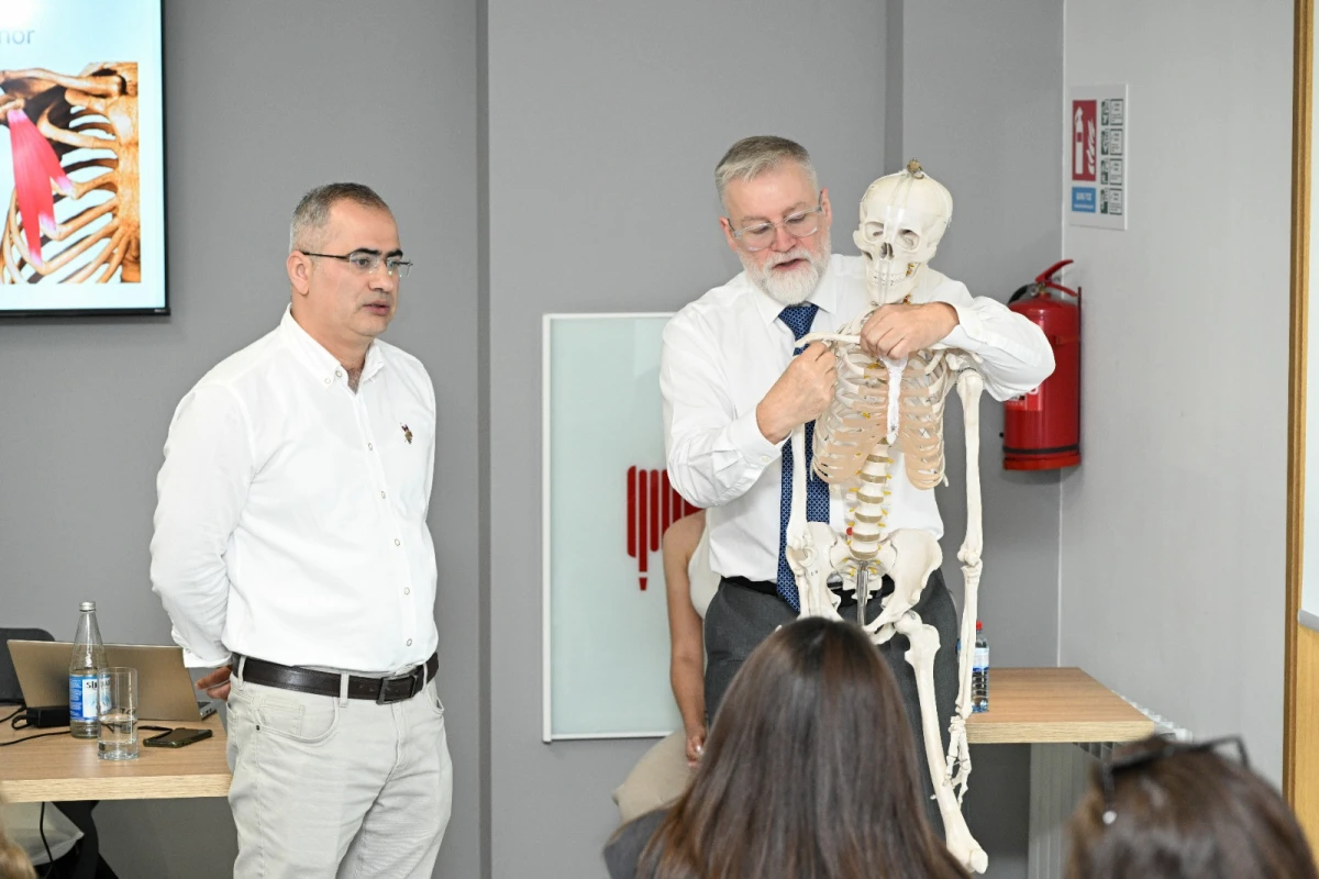BOK-un tibbi ekspertindən Bakıda elmi-praktik təlim - FOTO 