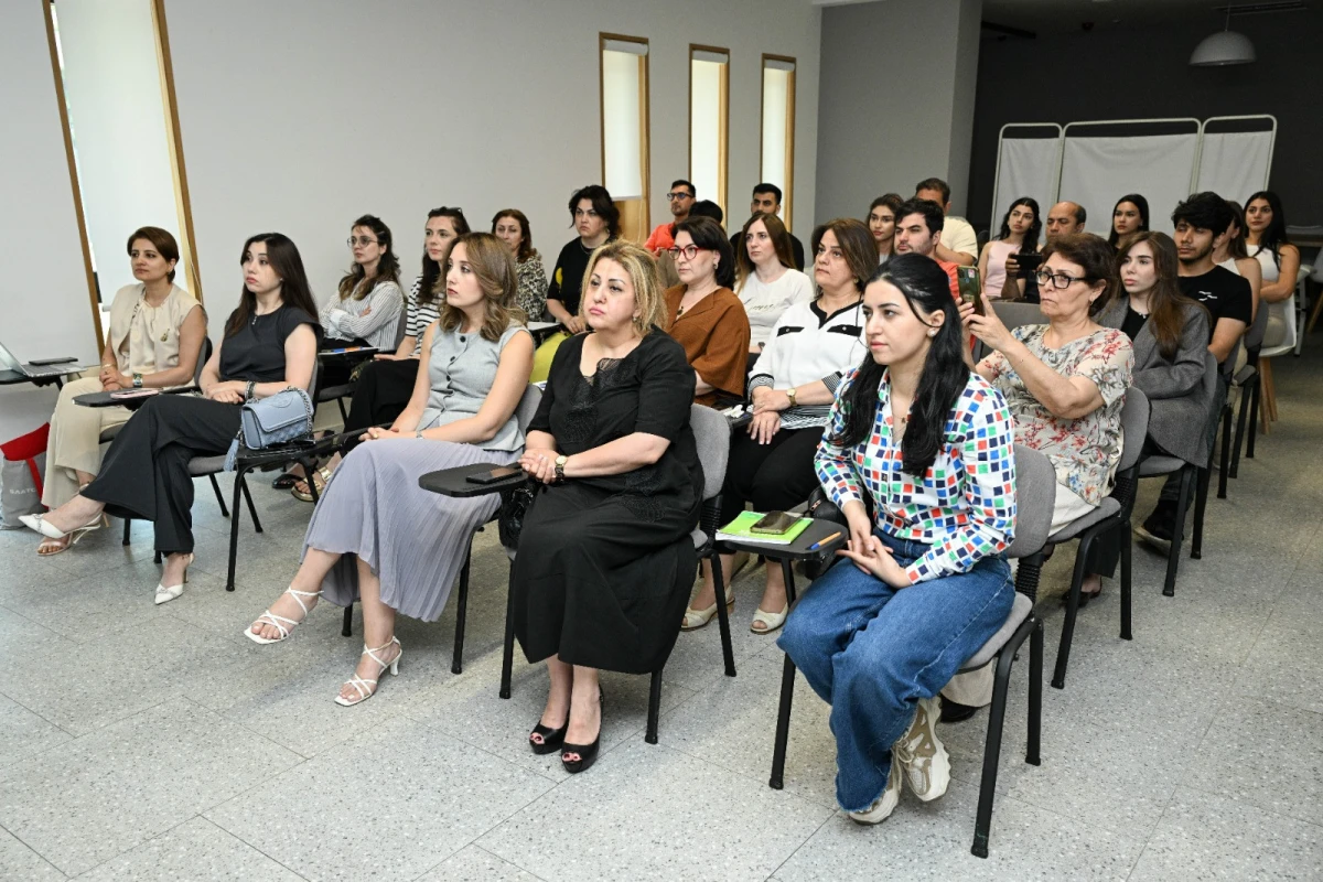 BOK-un tibbi ekspertindən Bakıda elmi-praktik təlim - FOTO 