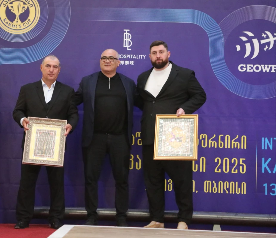 Firdovsi Umudov Gürcüstanda ağırlıqqaldırma federasiyalarının prezidentləri ilə görüşüb - FOTO 