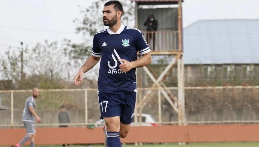 Nicat Qurbanov: "Portuqaliyanın III liqasından futbolçu gətirmək biabırçılıqdır"