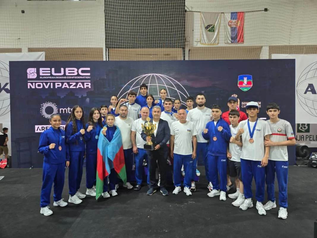 Boksçularımız Avropa birinciliyini 13 medalla başa vurub - FOTO 