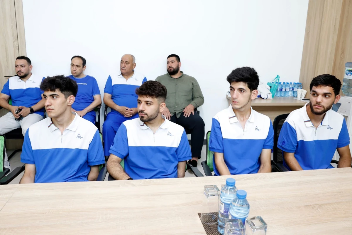 Azərbaycanı Avropa Gənclər Paralimpiya Oyunlarında təmsil edəcək idmançılarla görüş keçirilib - FOTO 