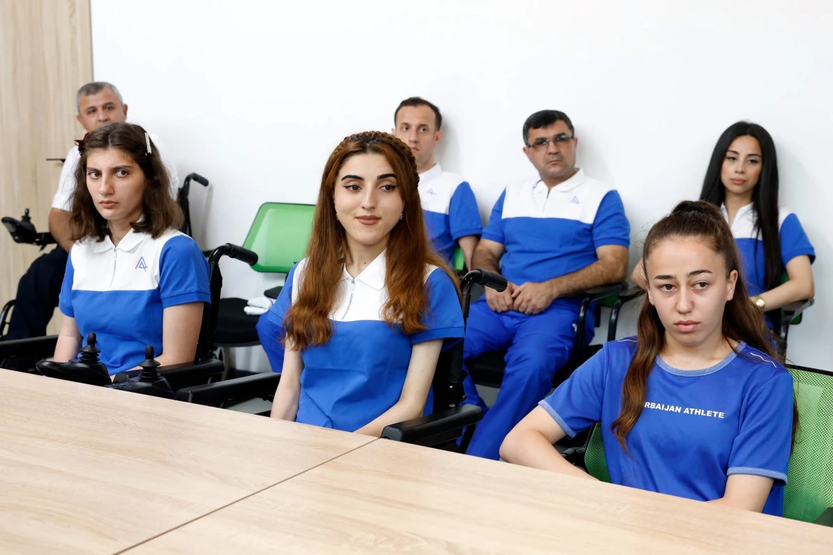 Azərbaycanı Avropa Gənclər Paralimpiya Oyunlarında təmsil edəcək idmançılarla görüş keçirilib - FOTO 