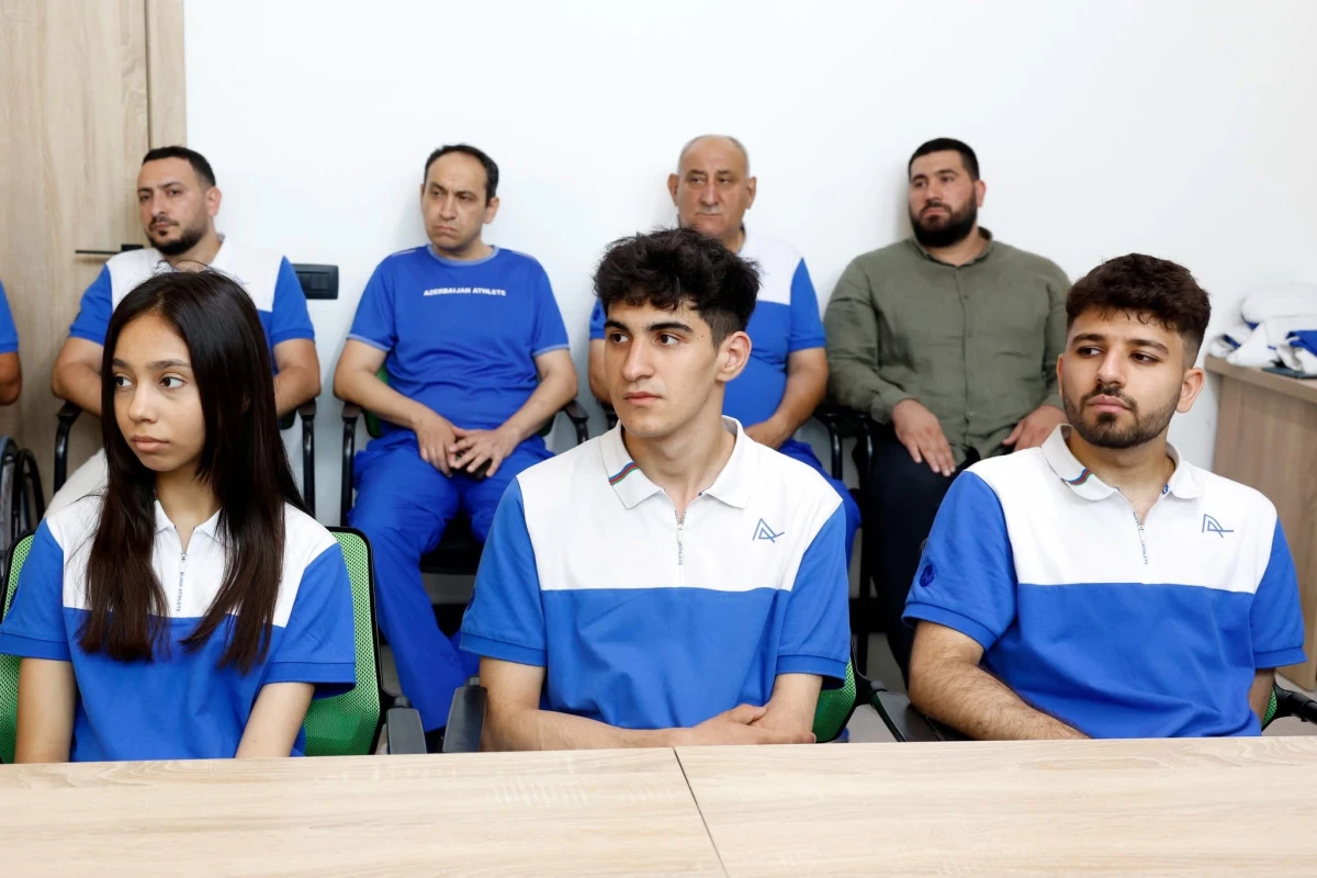 Azərbaycanı Avropa Gənclər Paralimpiya Oyunlarında təmsil edəcək idmançılarla görüş keçirilib - FOTO 