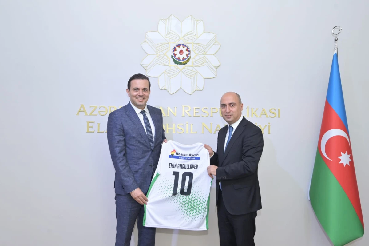 Emin Əmrullayev Türkiyənin tanınmış basketbol klubunun prezidenti ilə görüşüb - FOTO 