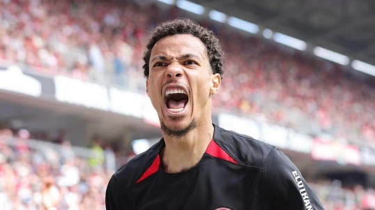 “Liverpul”dan növbəti transfer: Uqo Ekitike 