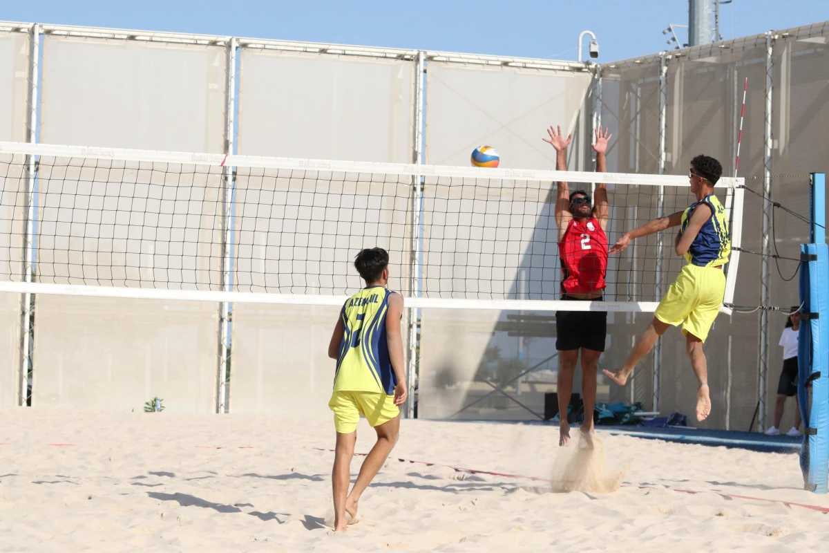Ölkə çempionatında yarımfinal və bürünc medal oyunları keçirilib - FOTO 