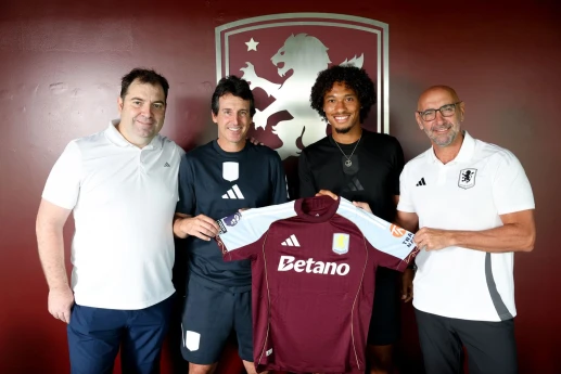 Fransalı futbolçu daha 5 il "Aston Villa"da - RƏSMİ 