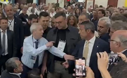 Aziz Yıldırım və Ali Koç arasında gərginlik - VİDEO 