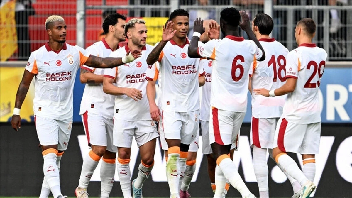 “Qalatasaray” qələbəni 3 qolla qazandı
