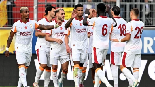 “Qalatasaray” qələbəni 3 qolla qazandı