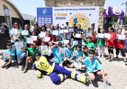 AVF Uşaqların Beynəlxalq Müdafiəsi Gününə həsr olunan voleybol festivalı keçirib