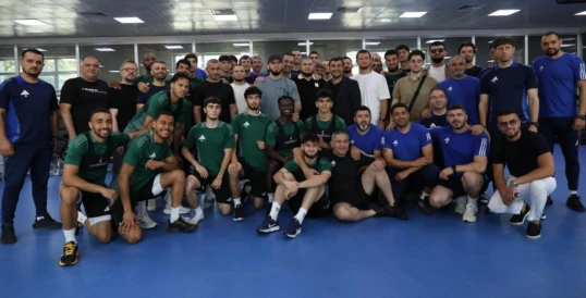 UFC döyüş gecəsinin fəxri qonaqları “Qarabağ”ın bazasında olublar - VİDEO 