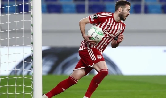 "Torino" icarə əsasında komandada çıxış edən müdafiıçini transfer edib