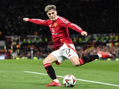 "Yunayted" futbolçusunu 47 milyon avroya satmaq istəyir