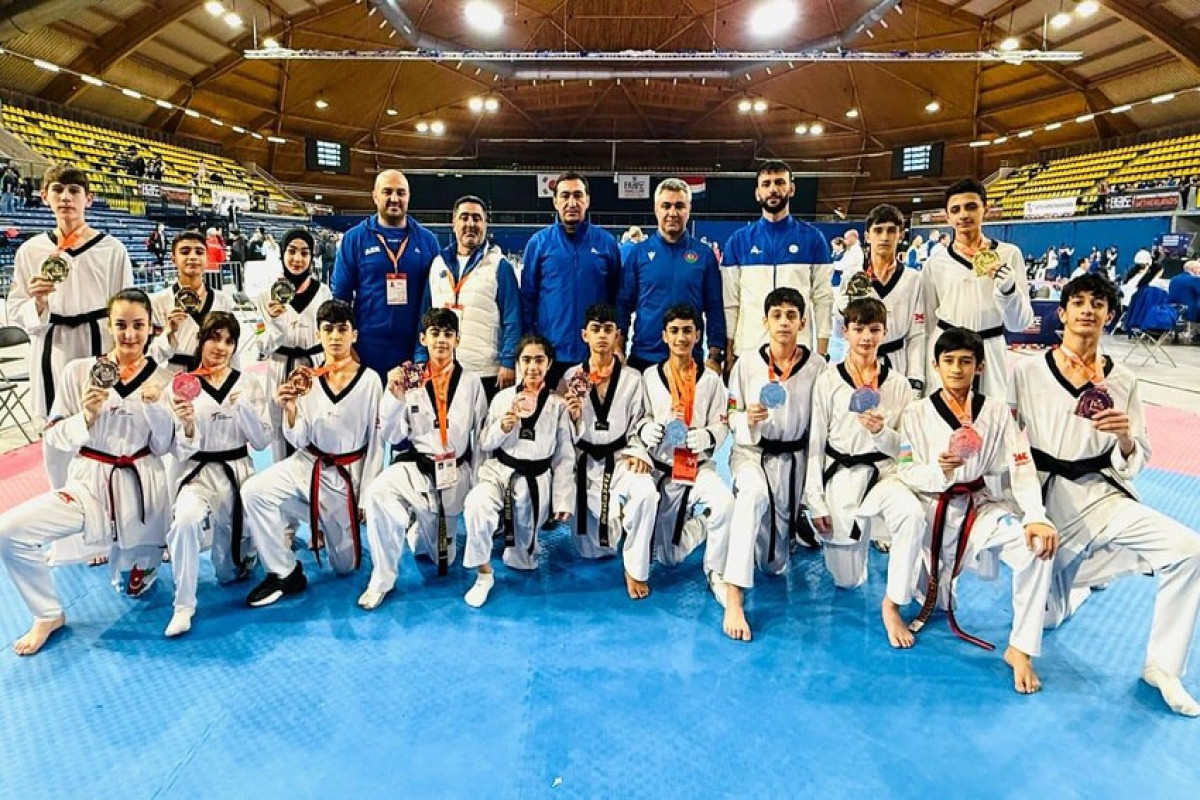 Taekvondoçularımız Niderlandda keçirilən yarışda 16 medal qazanıblar