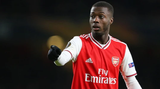 Sabiq “Arsenal”lı Premyer Liqa klublarının hədəfində