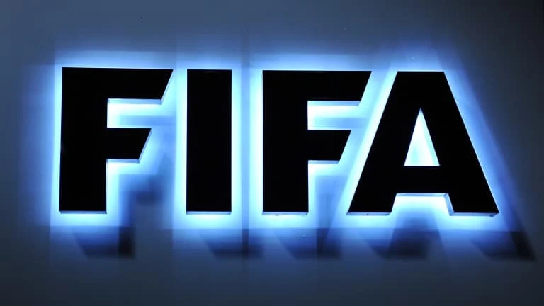 FIFA irqçiliklə bağlı qanunları sərtləşdirib