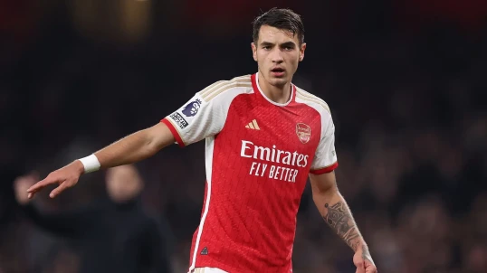 "Arsenal"ın müdafiəçisi italyanların radarına düşüb