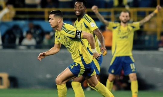 Ronaldonun komandası rəqibini darmadağın etdi - 9:0 