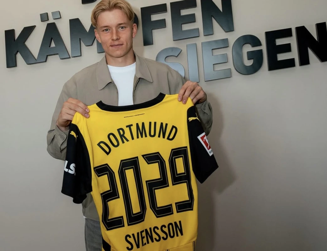“Dortmund” isveçli futbolçunu heyətinə qatdı - RƏSMİ 