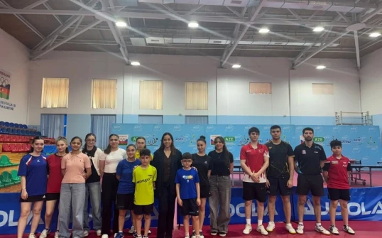 AMADA stolüstü tennisçilər üçün seminar təşkil edib