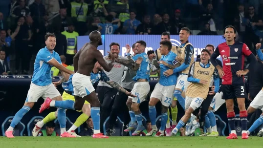 A Seriyası: “Napoli” ÇEMPİON 