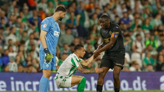 La Liqa: “Betis” mövsümü heç-heçə ilə bitirdi