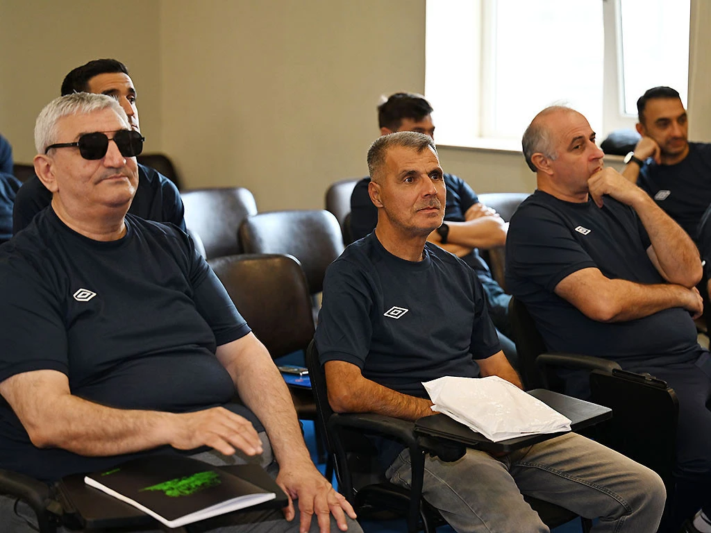 Bakıda futzal hakimləri və inspektorlar üçün seminar keçirilib - FOTO