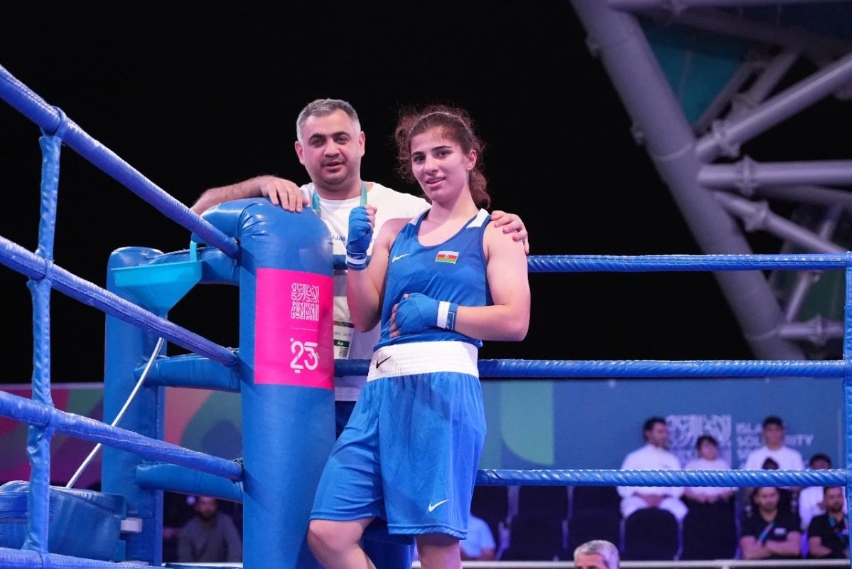 Boksçumuz İslamiadaya qələbə ilə başlayıb - FOTO 