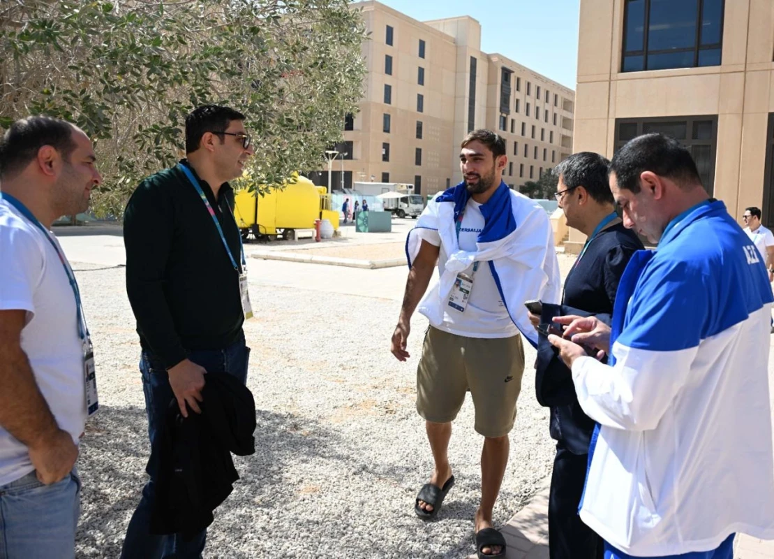 Fərid Qayıbov Ər-Riyadda Azərbaycan idmançıları ilə görüşüb - FOTO 