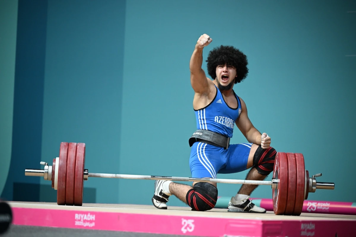 İslam Oyunları: Ağırlıqqaldıranımız 3 medal qazanıb - FOTO 