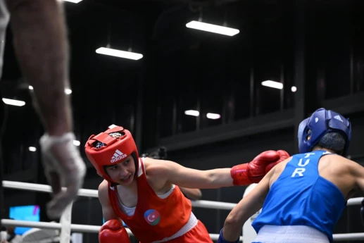 Daha bir idmançımızdan islamiadada gümüş medal