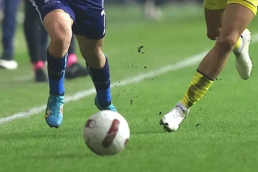 Nigeriyada futbol faciəsi: Futbolçu matç zamanı bıçaqlanıb