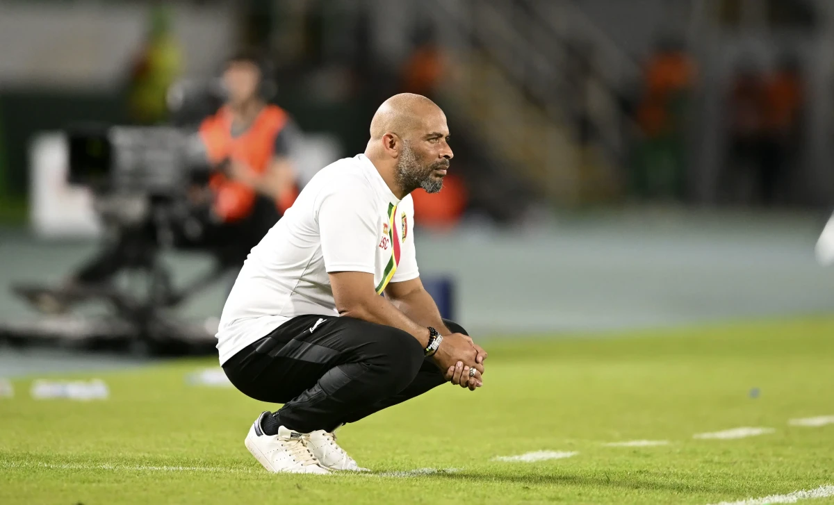 Nigeriya uduzdu, məşqçisi açıqladı: "Bizə cadu etdilər"