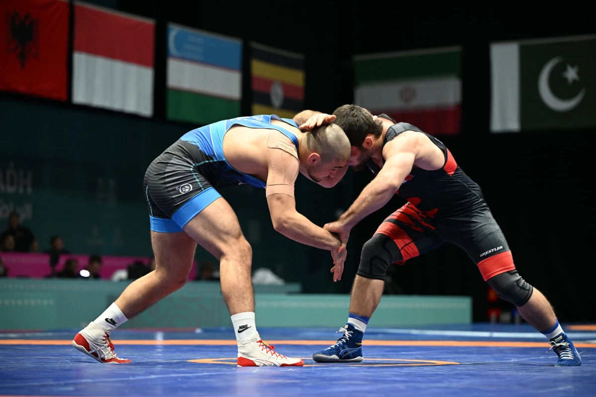 Azərbaycan güləşçisi İslam Oyunlarında qızıl medal qazanıb