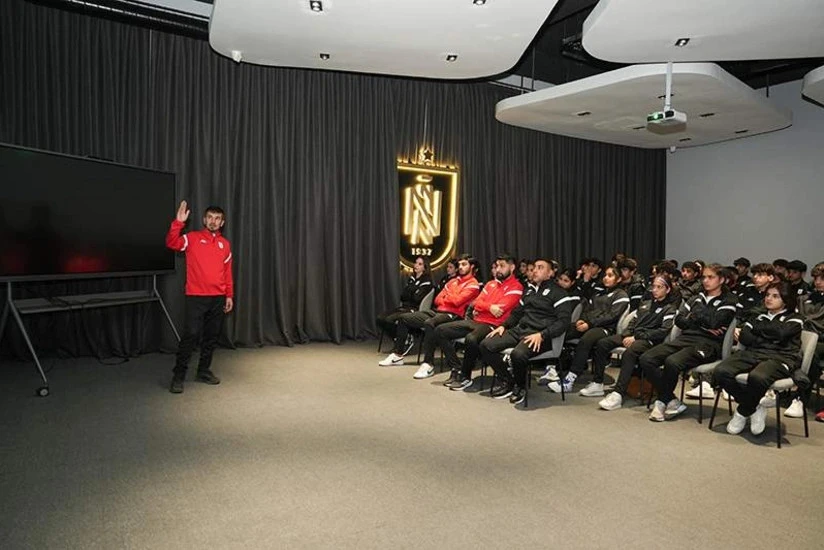 "Neftçi"nin aşağı yaş qruplarından ibarət komandaları üçün seminar keçirilib