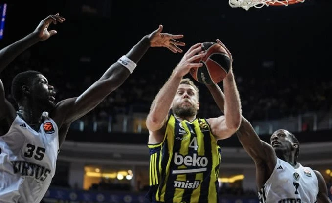 “Fənər” İtaliya klubunu məğlub edib