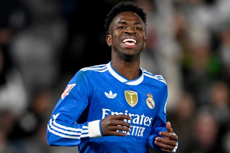 Vinisius "Real"la bağlı qərarını verib