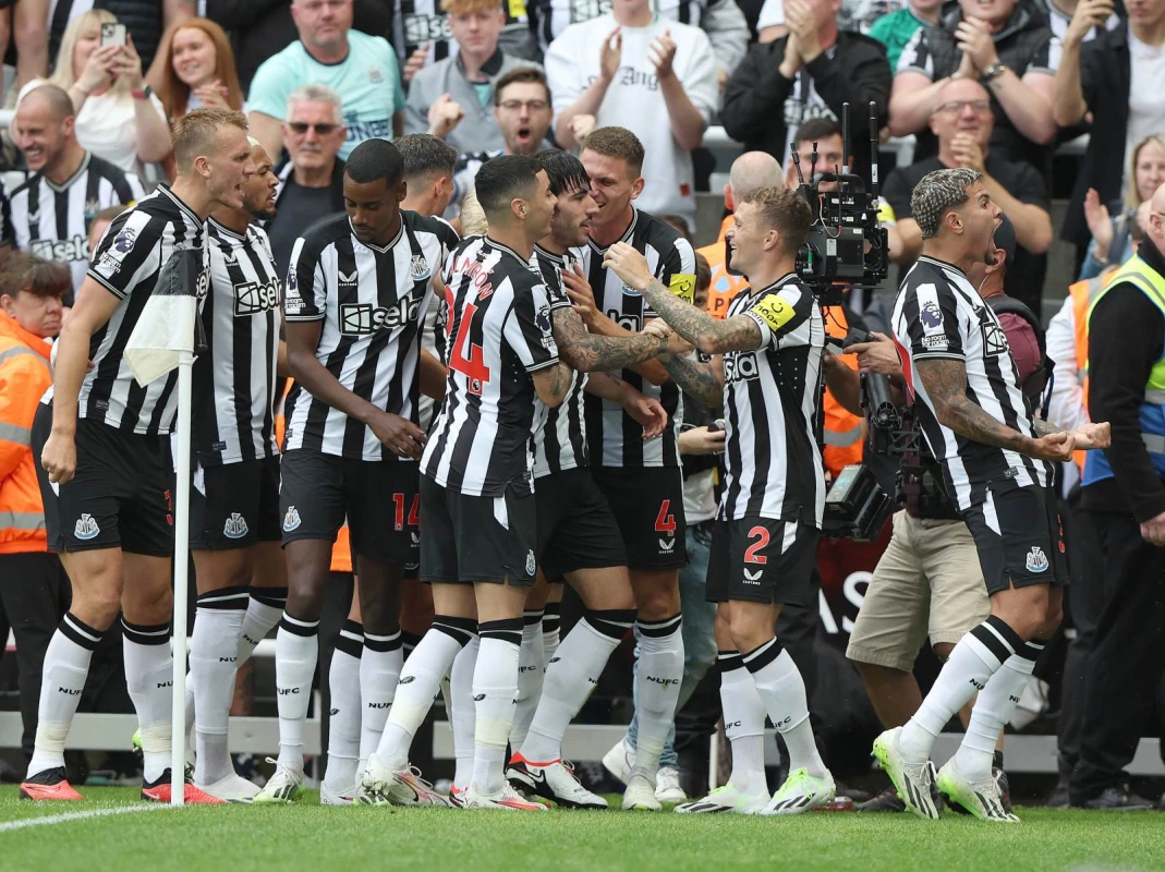 İngiltərə Premyer Liqası: “Nyukasl” “Everton”u darmadağın edib